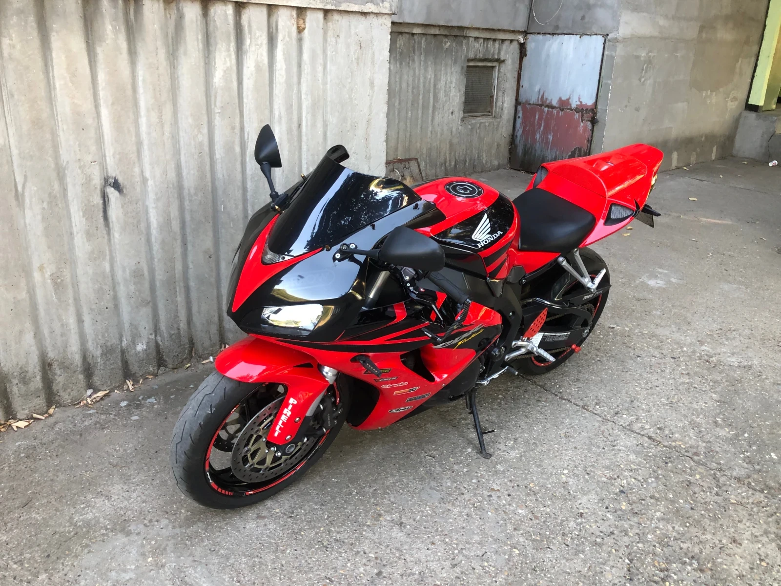 Honda Cbr 1000 RR SC57 - изображение 8