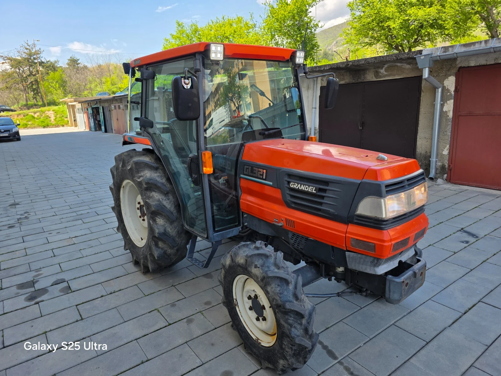 Трактор Kubota GL32, снимка 1