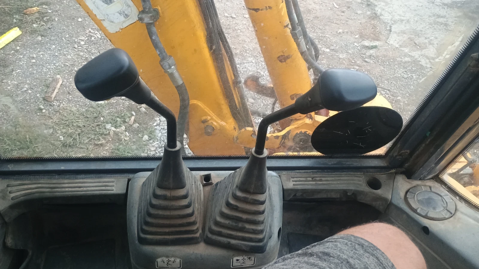 Багер New Holland 95 - изображение 7