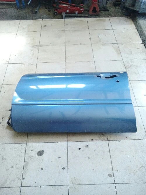 Врата предна лява Субару Форестър 07г.