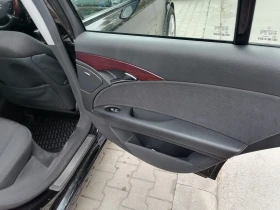 Mercedes-Benz E 200, снимка 12