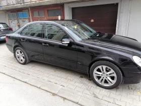 Mercedes-Benz E 200, снимка 4