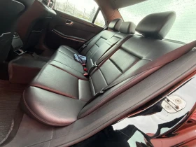 Mercedes-Benz E 220 7G* Кожа* Navi* , снимка 10
