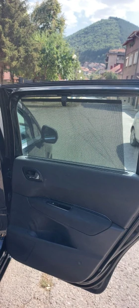 Peugeot 5008 1.6 hdi 114к.с, снимка 7