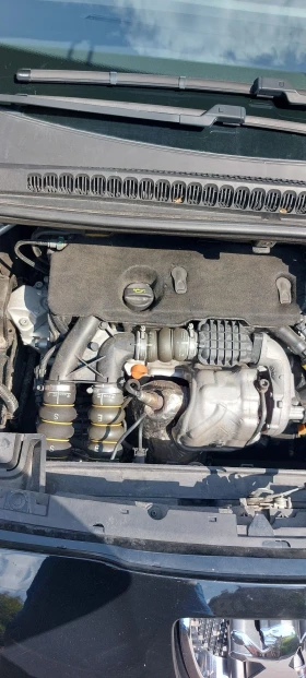 Peugeot 5008 1.6 hdi 114к.с, снимка 13