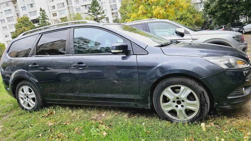 Ford Focus 2.0 LPG Titanium, снимка 4 - Автомобили и джипове - 47524003