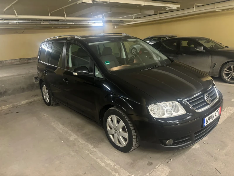 VW Touran 2.0 170кс Автомат, снимка 3 - Автомобили и джипове - 49247727