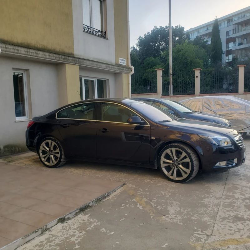 Opel Insignia, снимка 8 - Автомобили и джипове - 49528577