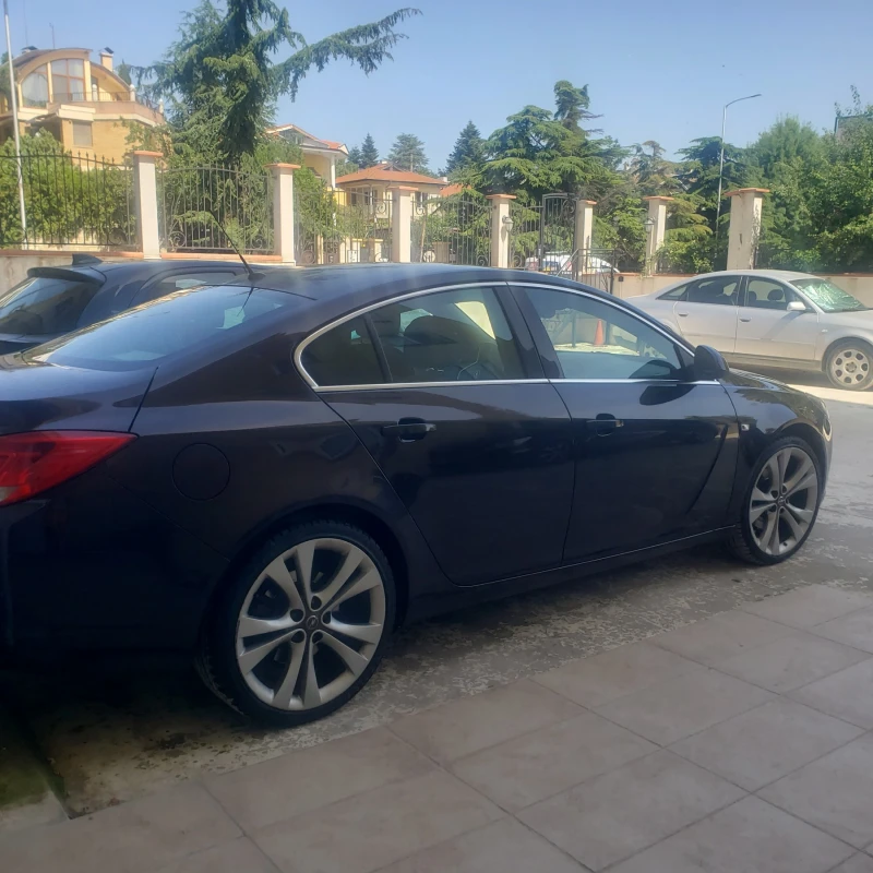 Opel Insignia, снимка 5 - Автомобили и джипове - 49528577