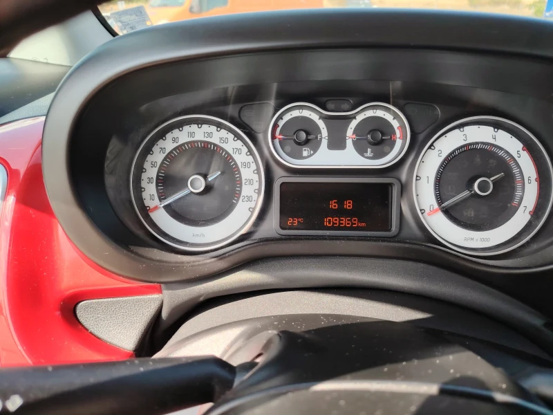 Fiat 500L 1.3 multijet, снимка 6 - Автомобили и джипове - 50753270