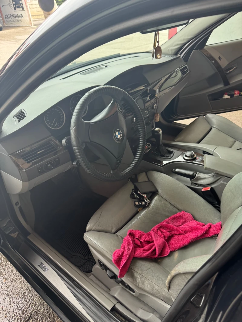 BMW 530, снимка 11 - Автомобили и джипове - 51973685