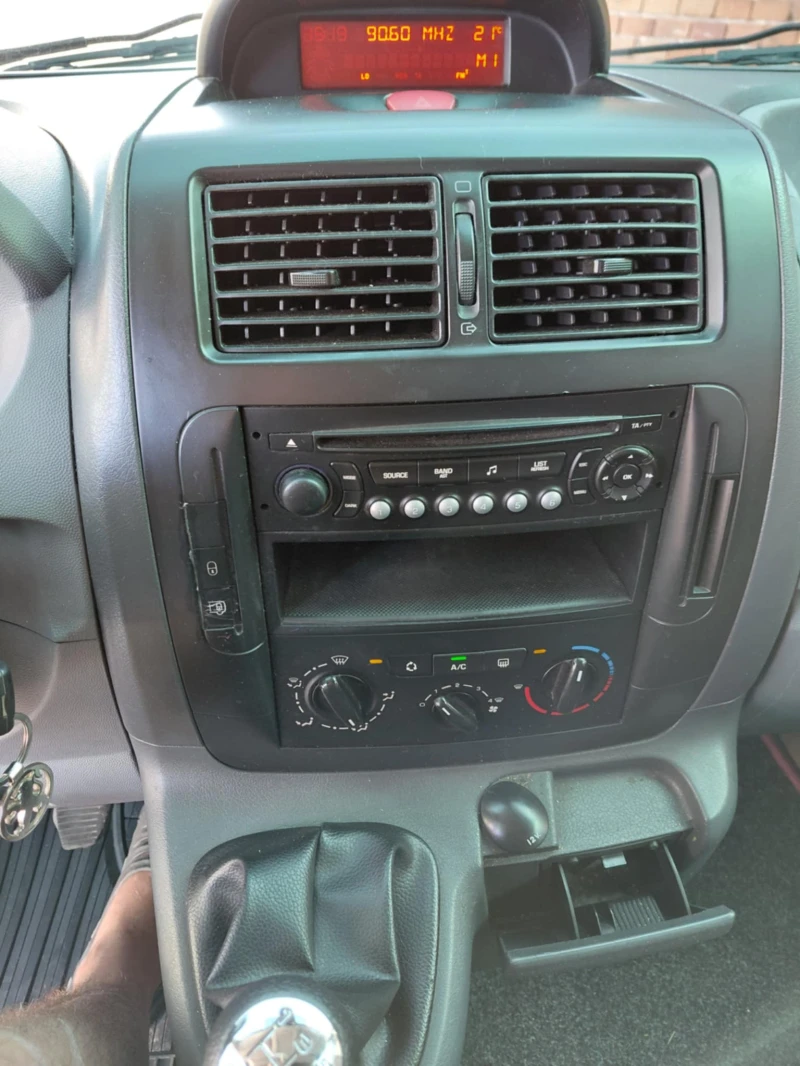 Peugeot Expert 1.6 HDI, снимка 3 - Автомобили и джипове - 51470653