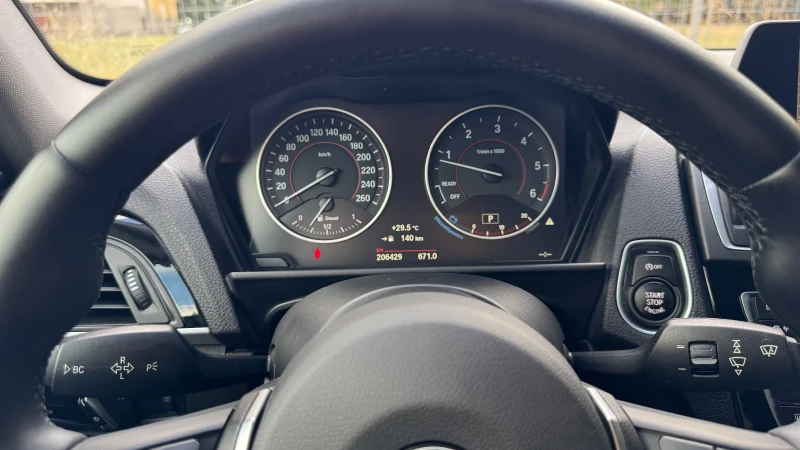 BMW 218 2, 0D Sport line , снимка 11 - Автомобили и джипове - 52747665