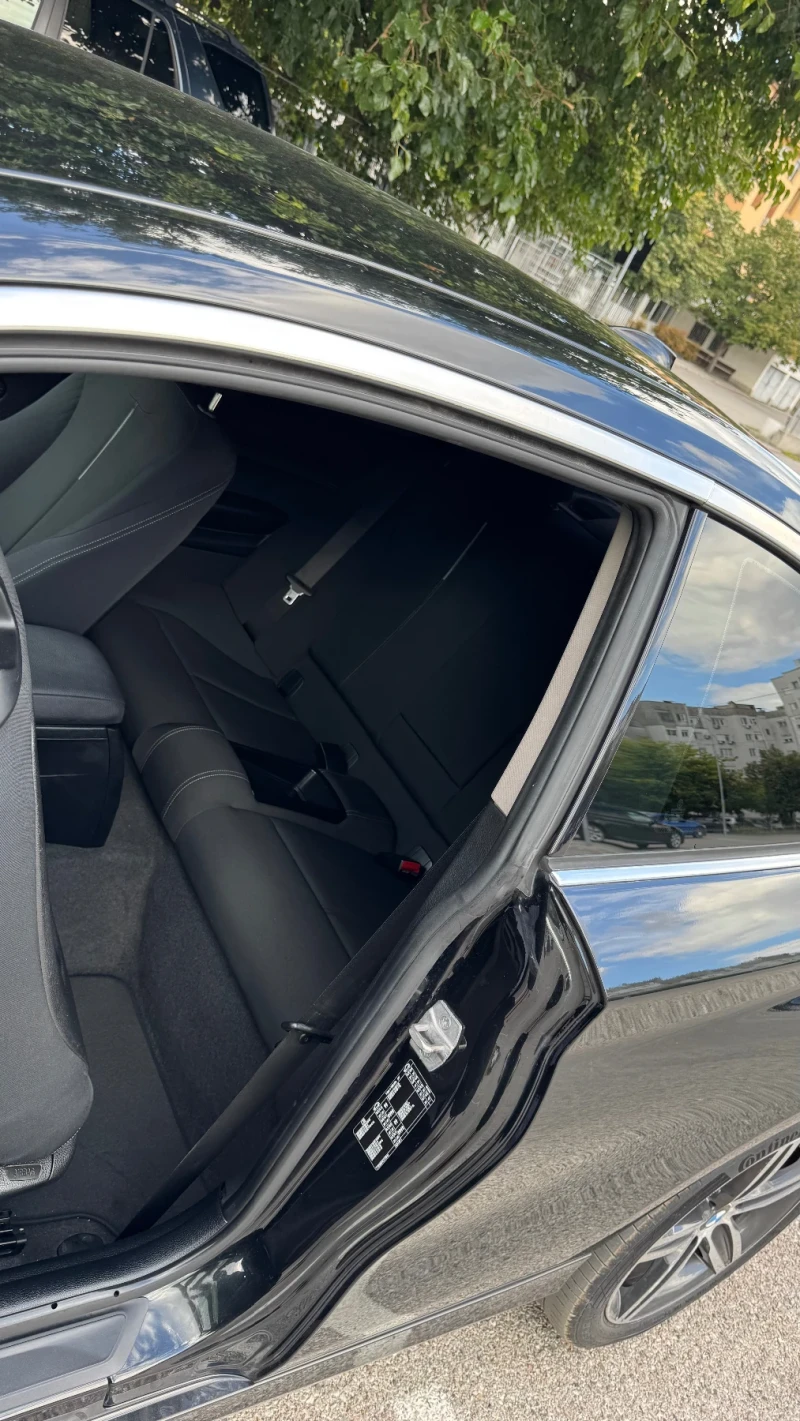 BMW 218 2, 0D Sport line , снимка 9 - Автомобили и джипове - 52747665