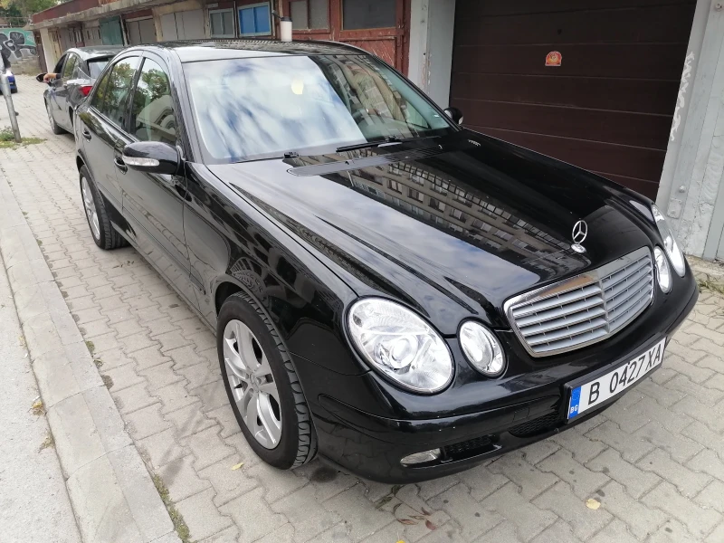 Mercedes-Benz E 200, снимка 5 - Автомобили и джипове - 52042479