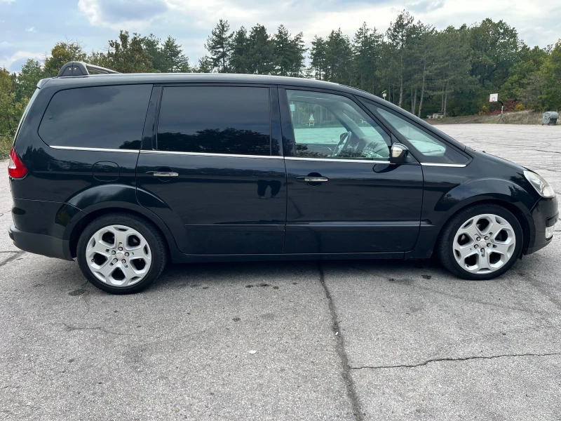 Ford Galaxy 2.2tdci/TITANIUM/Регистриран/Обслужен//, снимка 4 - Автомобили и джипове - 52418838