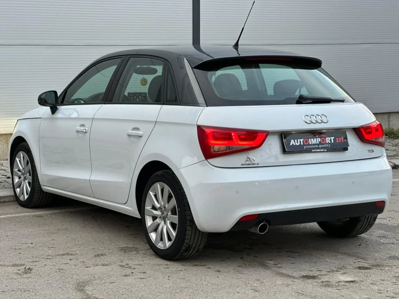Audi A1 1.6TDi S-tronic 7G АВТОМАТИК NAVI LED, снимка 4 - Автомобили и джипове - 52632238