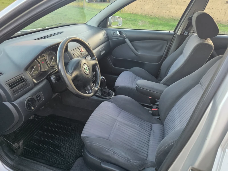 Skoda Octavia, снимка 12 - Автомобили и джипове - 52804920