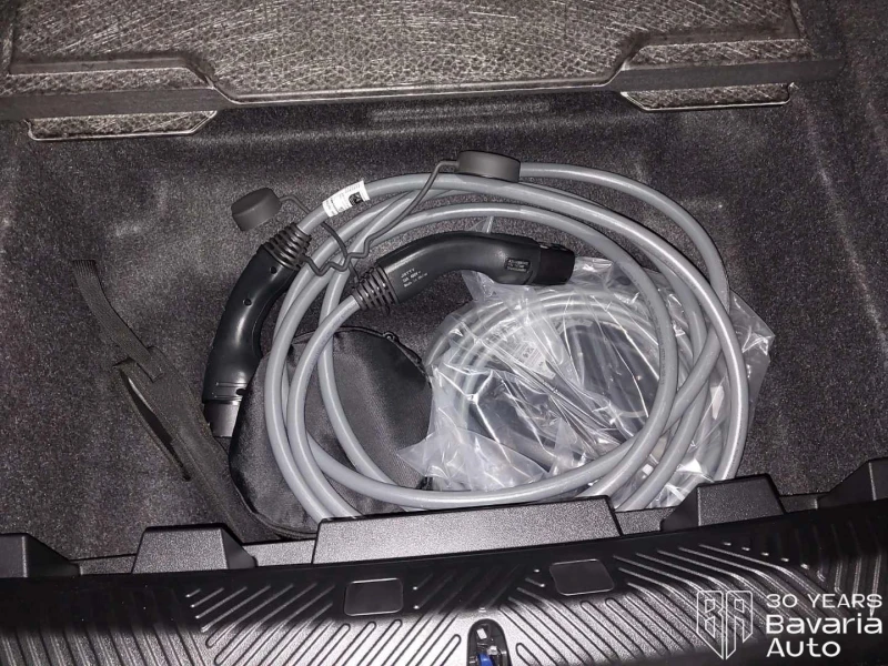 BMW i5 M60 xDrive Individual, снимка 15 - Автомобили и джипове - 52834455