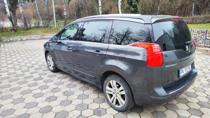 Peugeot 5008 1.6HDI, снимка 7 - Автомобили и джипове - 52884054