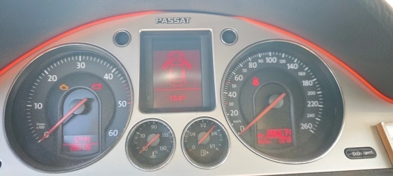 VW Passat B6, снимка 14 - Автомобили и джипове - 53259009