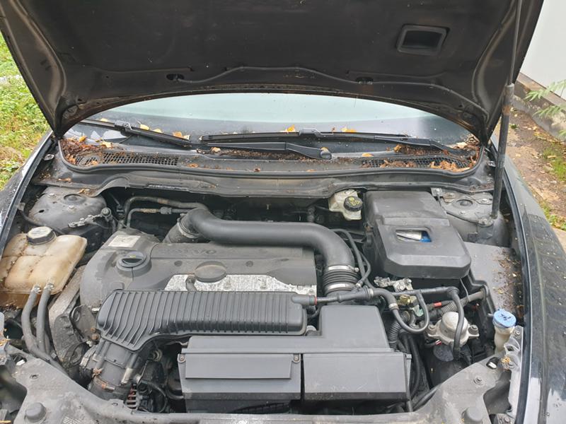 Volvo V50 2.5 turbo Бензин 230кс на части facelift, снимка 11 - Автомобили и джипове - 30418825