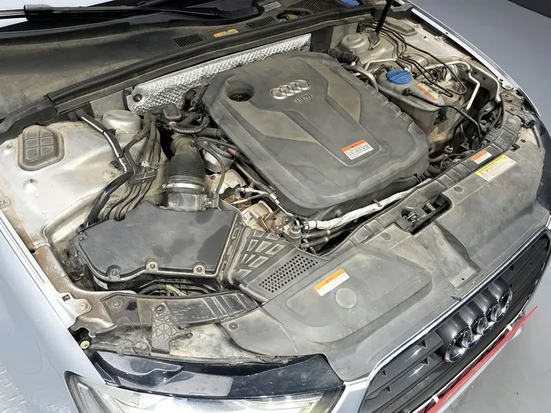 Audi A4 2.0 TDI Quattro, снимка 6 - Автомобили и джипове - 54143252