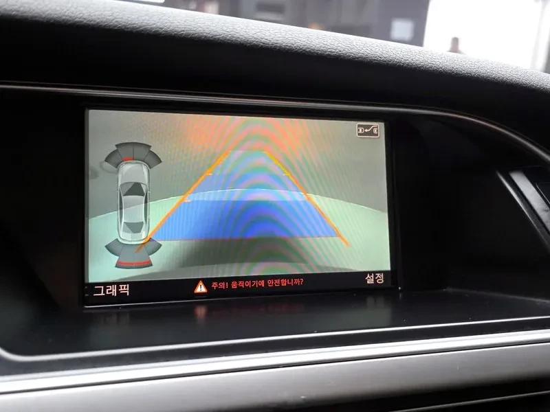 Audi A4 2.0 TDI Quattro, снимка 15 - Автомобили и джипове - 54143252