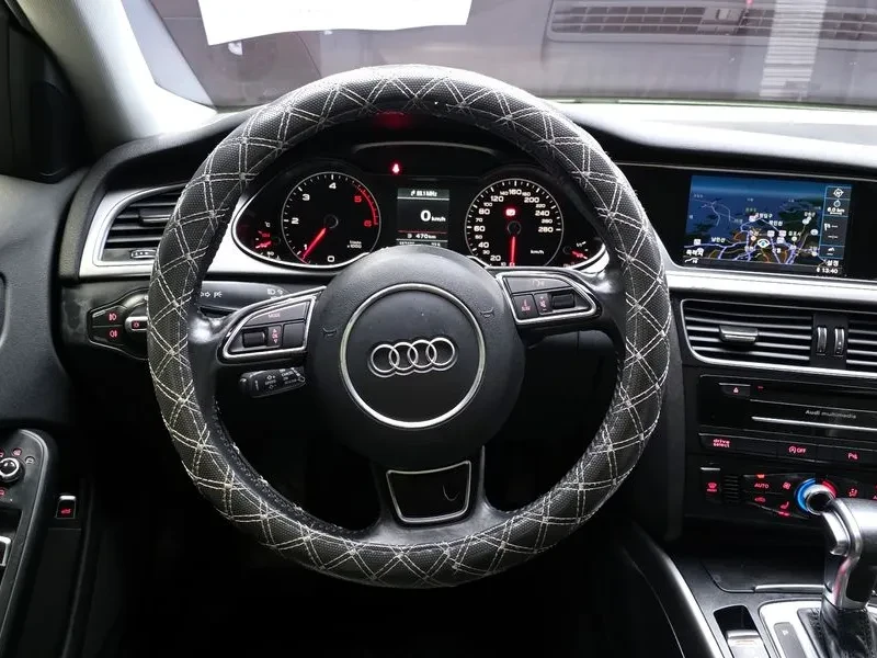 Audi A4 2.0 TDI Quattro, снимка 13 - Автомобили и джипове - 54143252