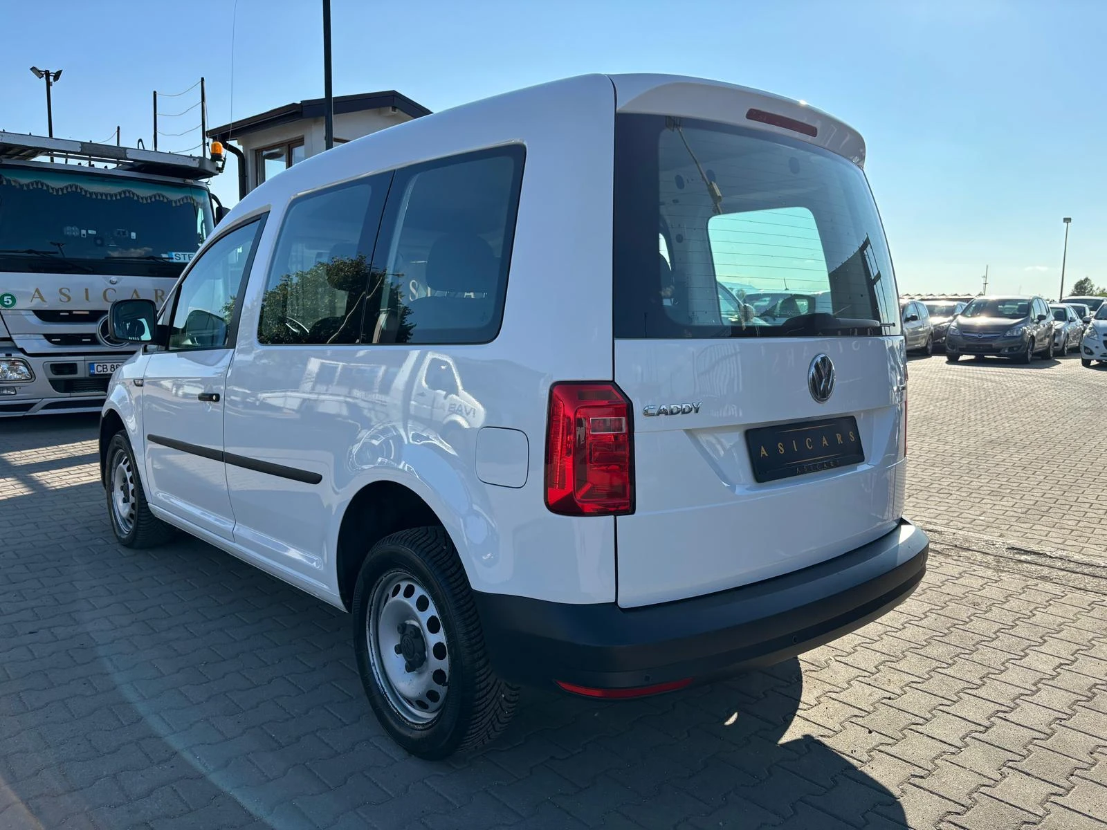 VW Caddy 2.0d 122hp 4x4 EURO 6 - изображение 3