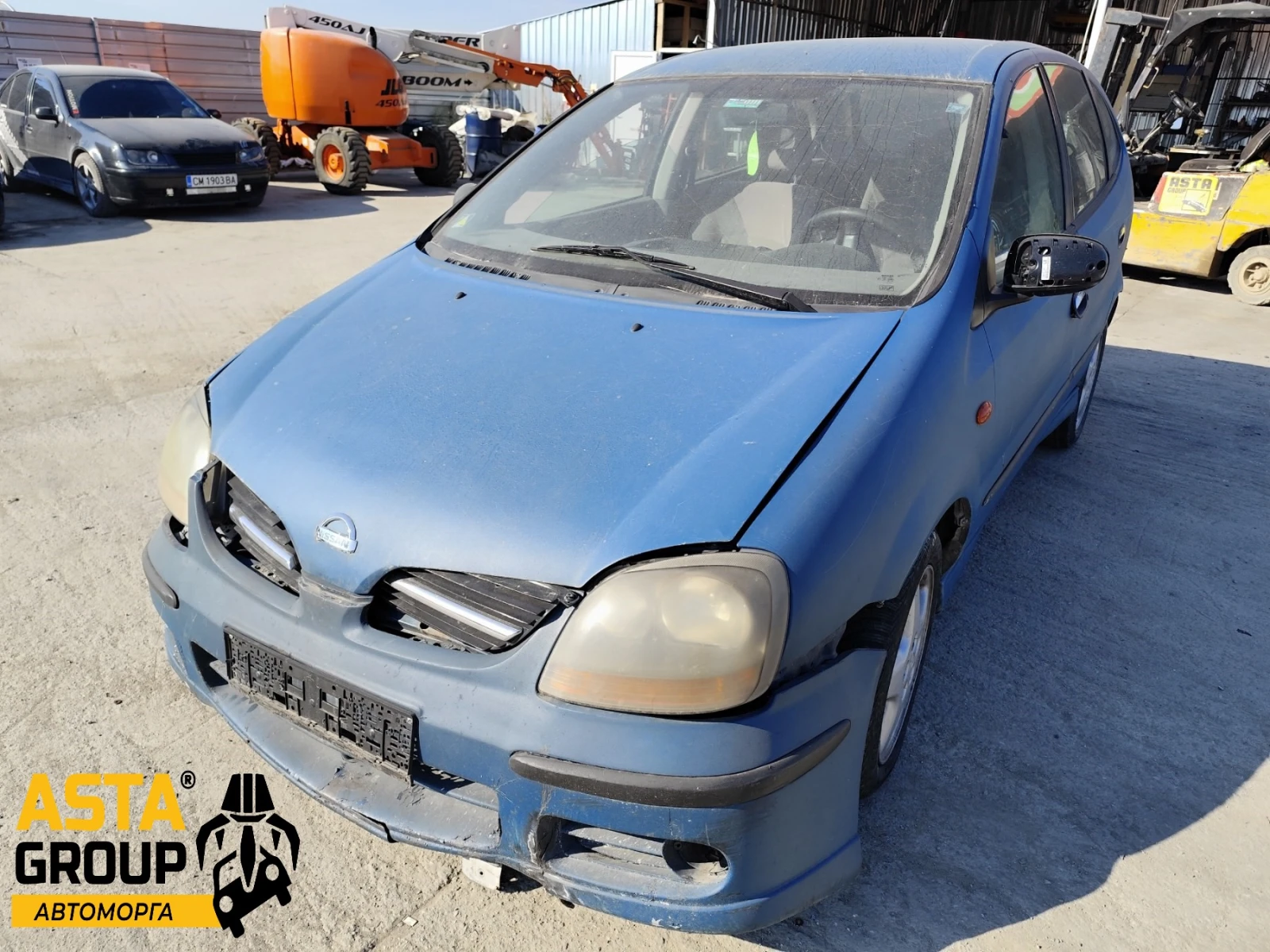 Nissan Almera tino 2.2 - [1] 