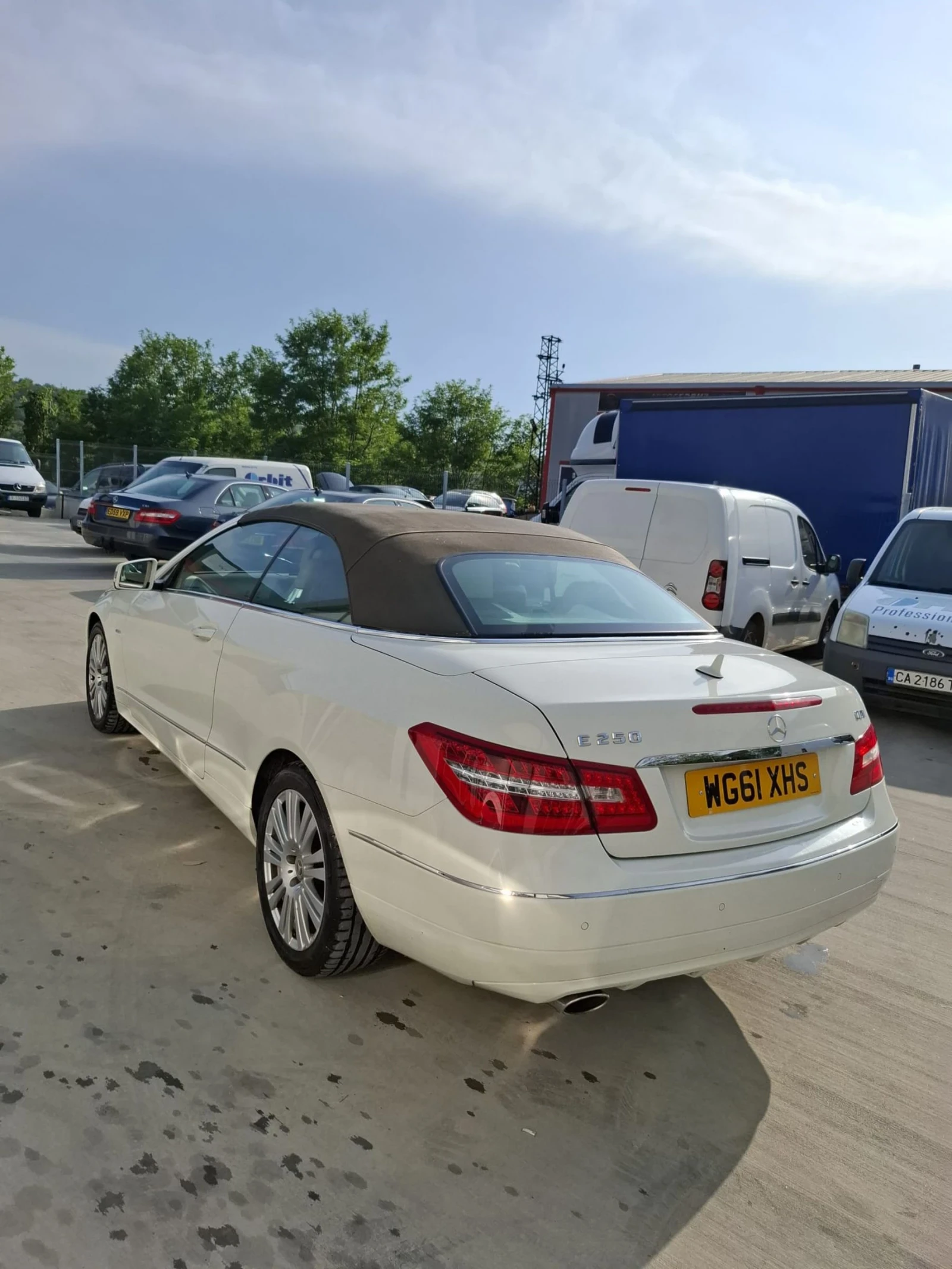 Mercedes-Benz E 250 CDI Кабрио - изображение 4