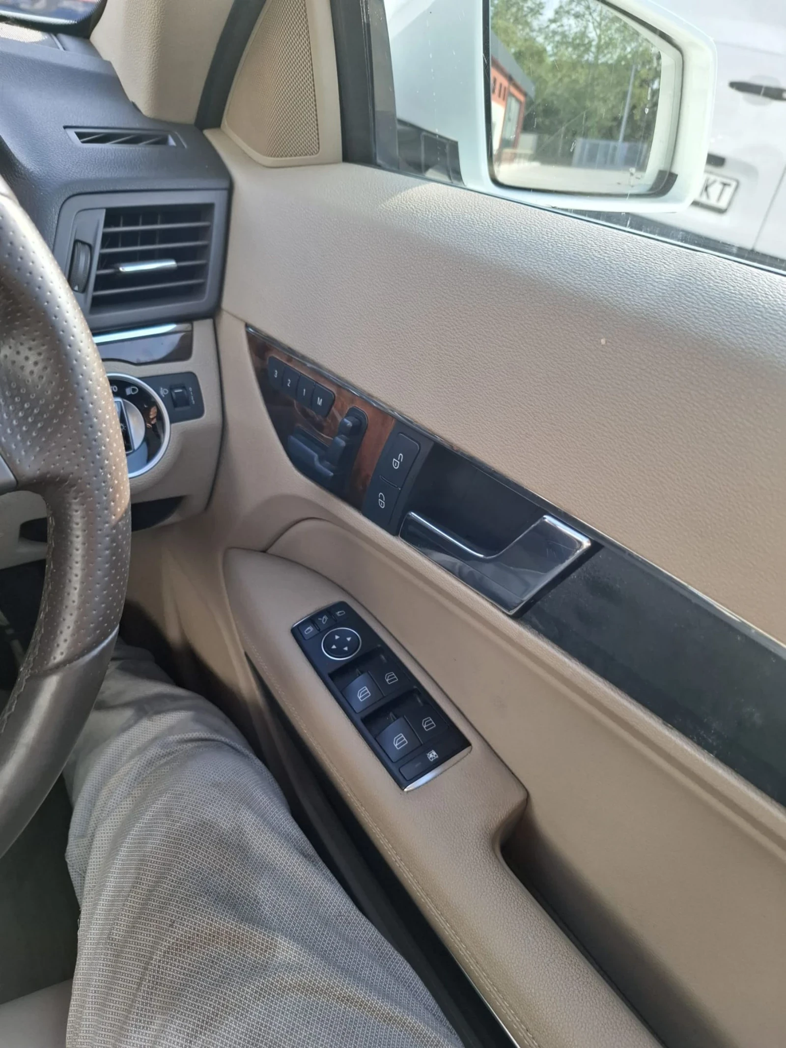 Mercedes-Benz E 250 CDI Кабрио - изображение 9