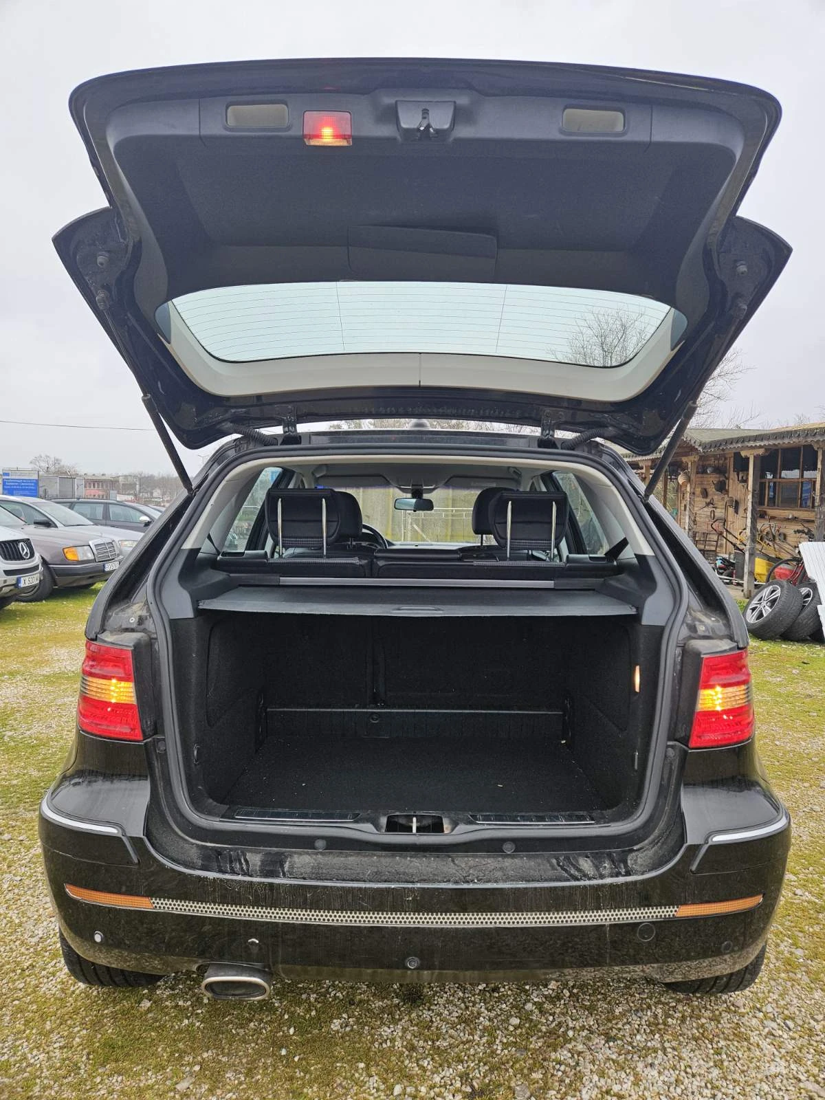 Mercedes-Benz B 200 2.0 140k.c - изображение 7