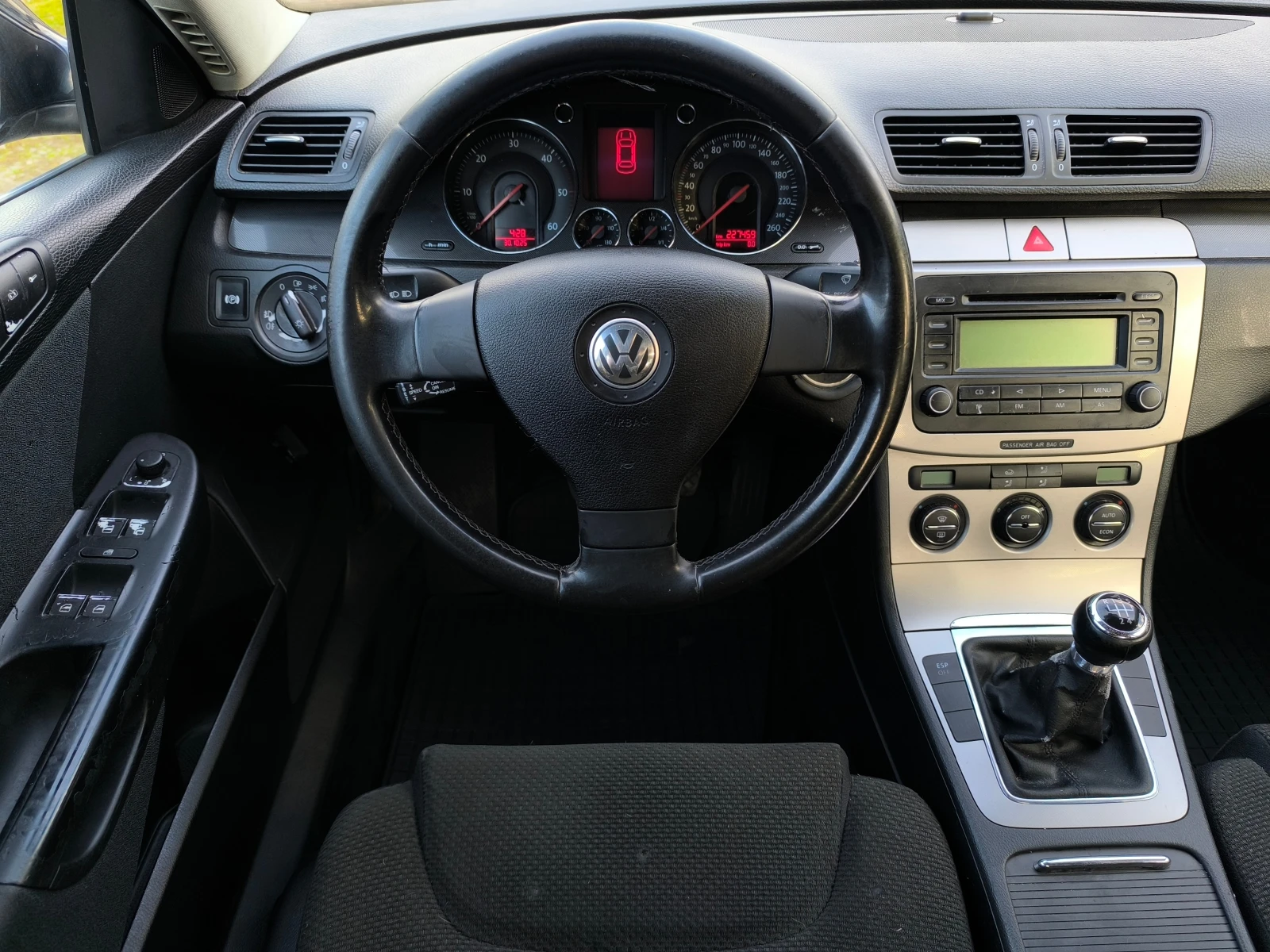 VW Passat 1.9TDI-105��-�����������- | Mobile.bg � ����������� 11