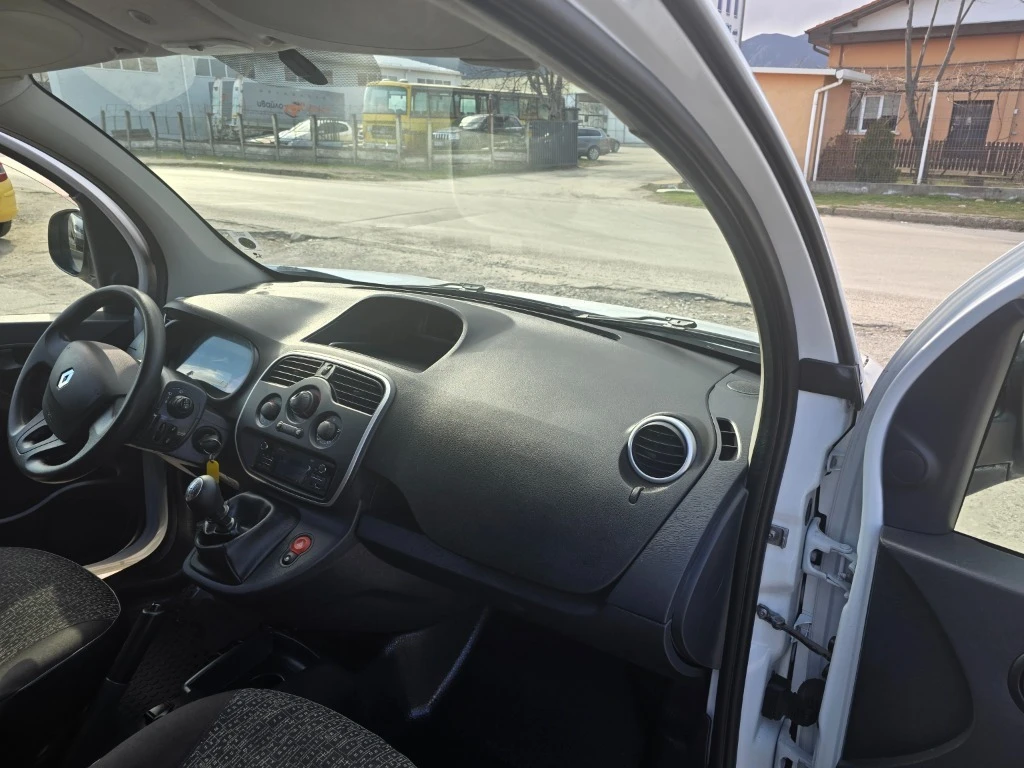 Renault Kangoo 1.2 115�� | Mobile.bg � ����������� 12