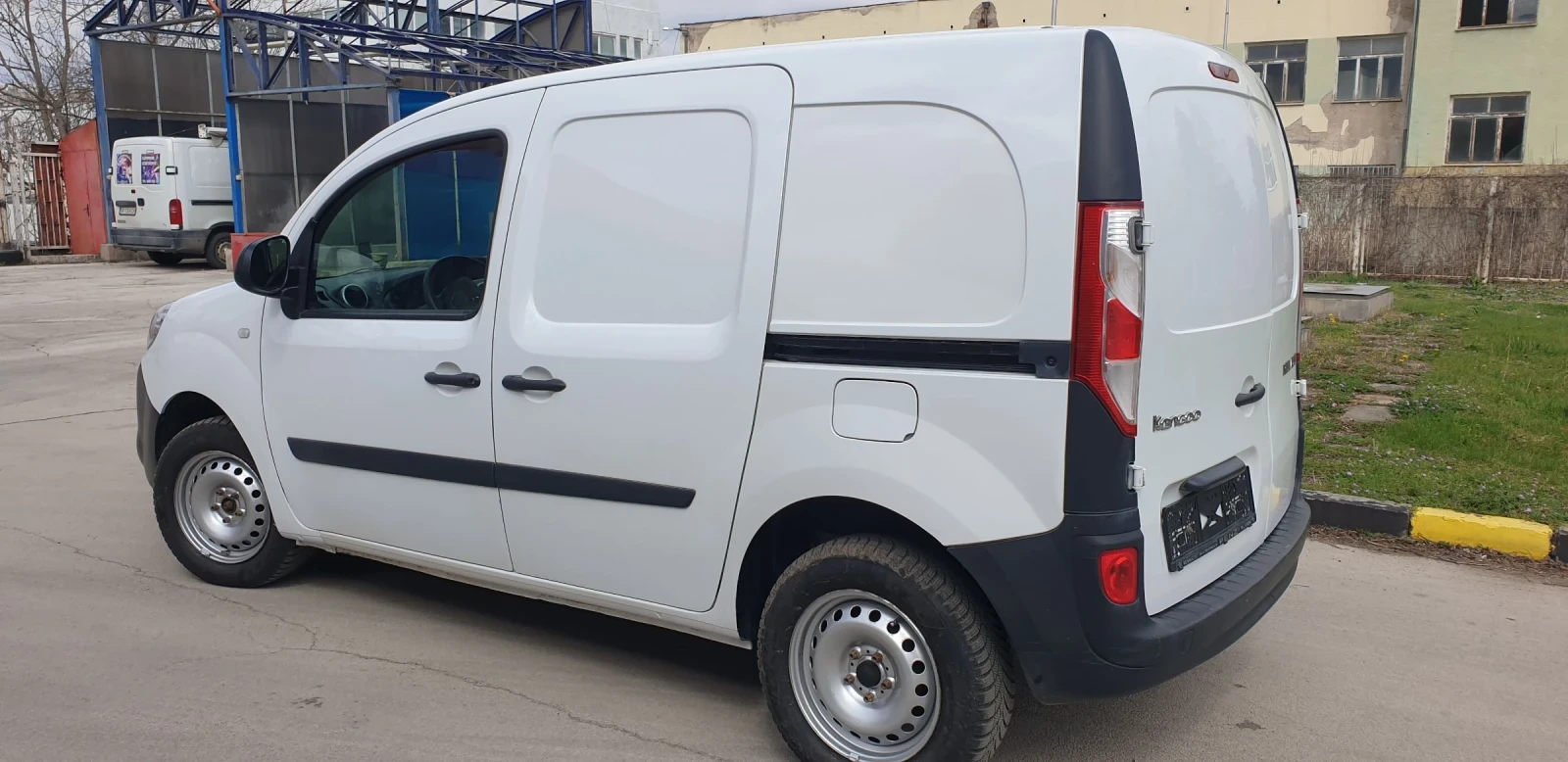Renault Kangoo 1.2 turbo 115кс. EURO 6, снимка 3 - Автомобили и джипове - 53730790