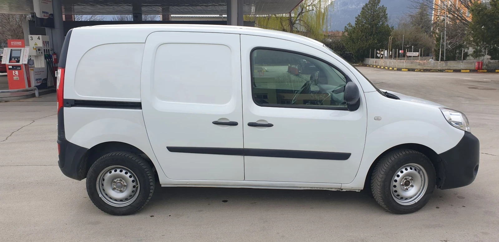 Renault Kangoo 1.2 turbo 115кс. EURO 6, снимка 5 - Автомобили и джипове - 53730790