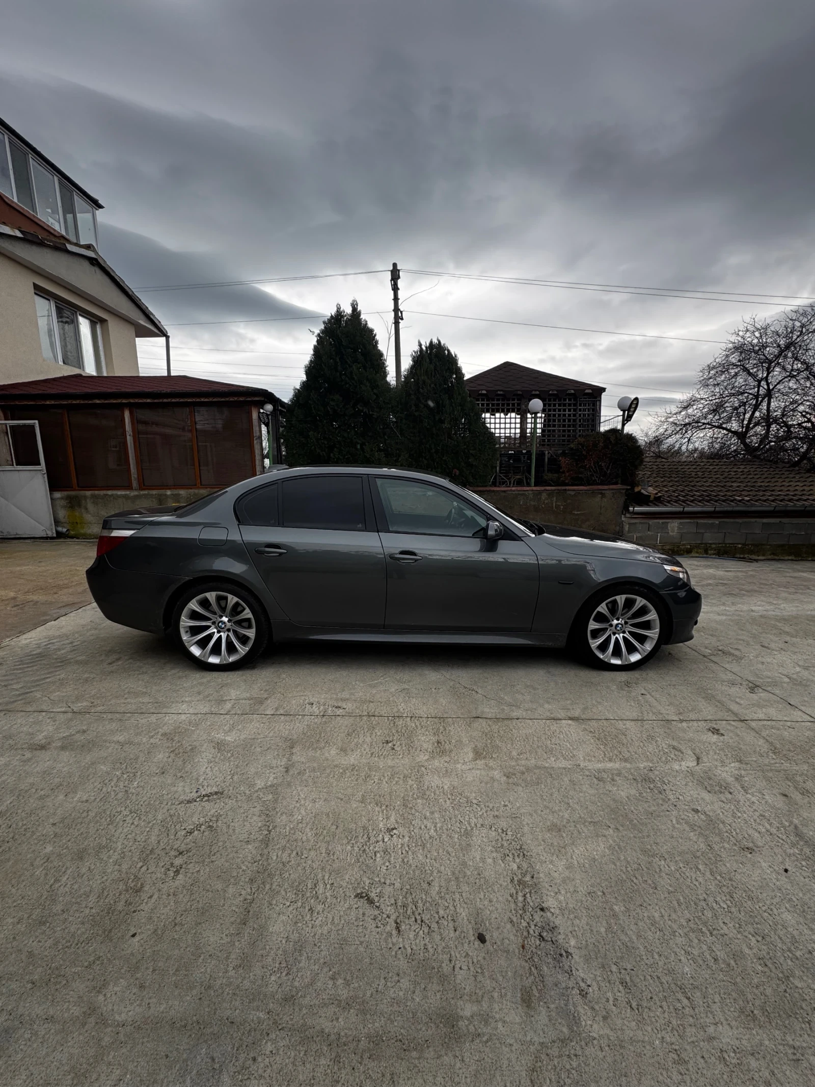 BMW 525, снимка 4 - Автомобили и джипове - 53806817