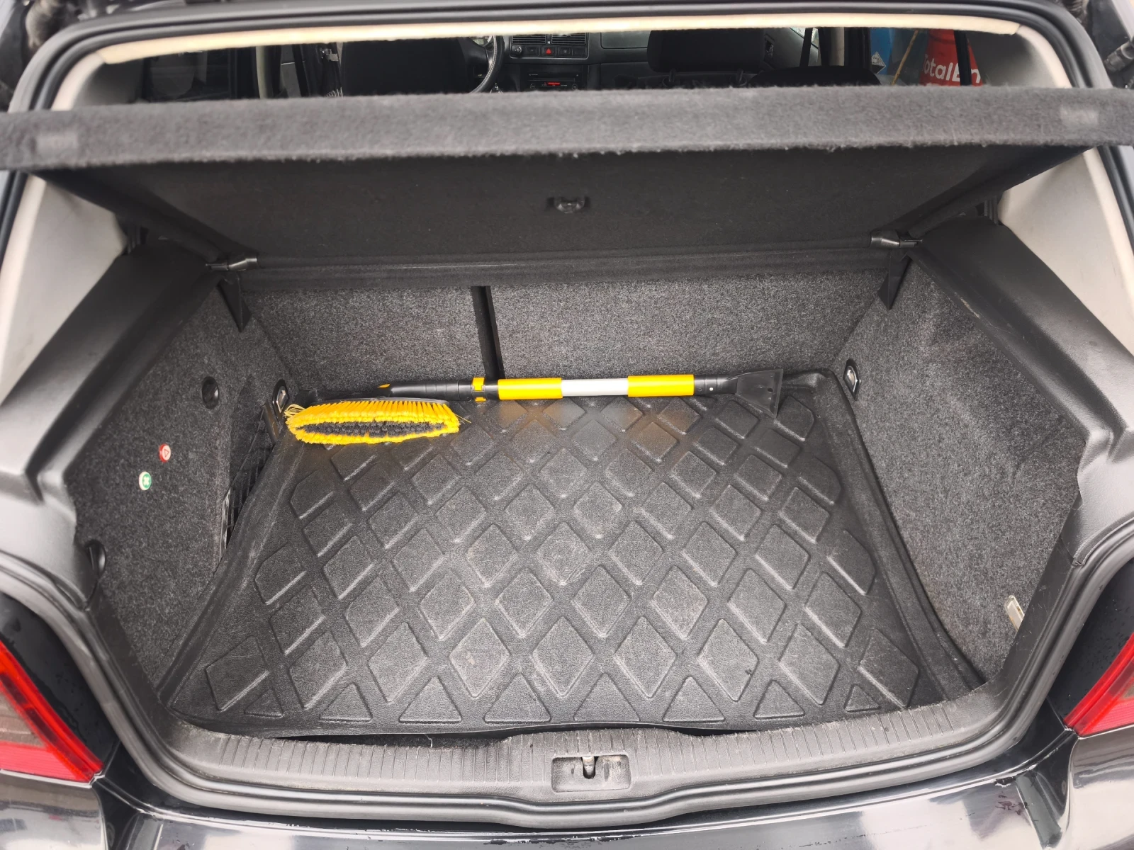 VW Golf, снимка 15 - Автомобили и джипове - 53903099