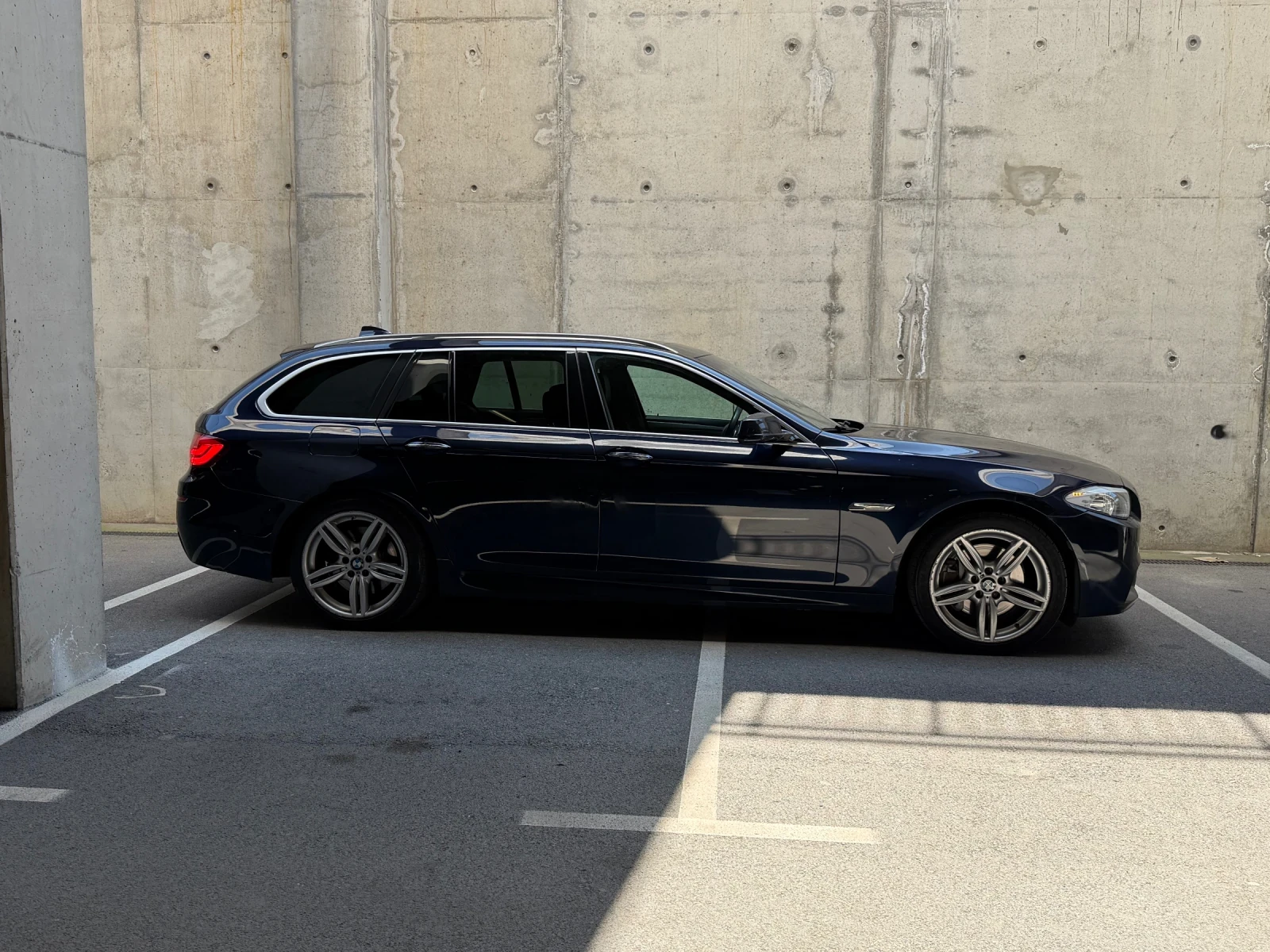 BMW 530 Xdrive/ Нов внос/ Pano/ Keyless/ , снимка 3 - Автомобили и джипове - 54348048