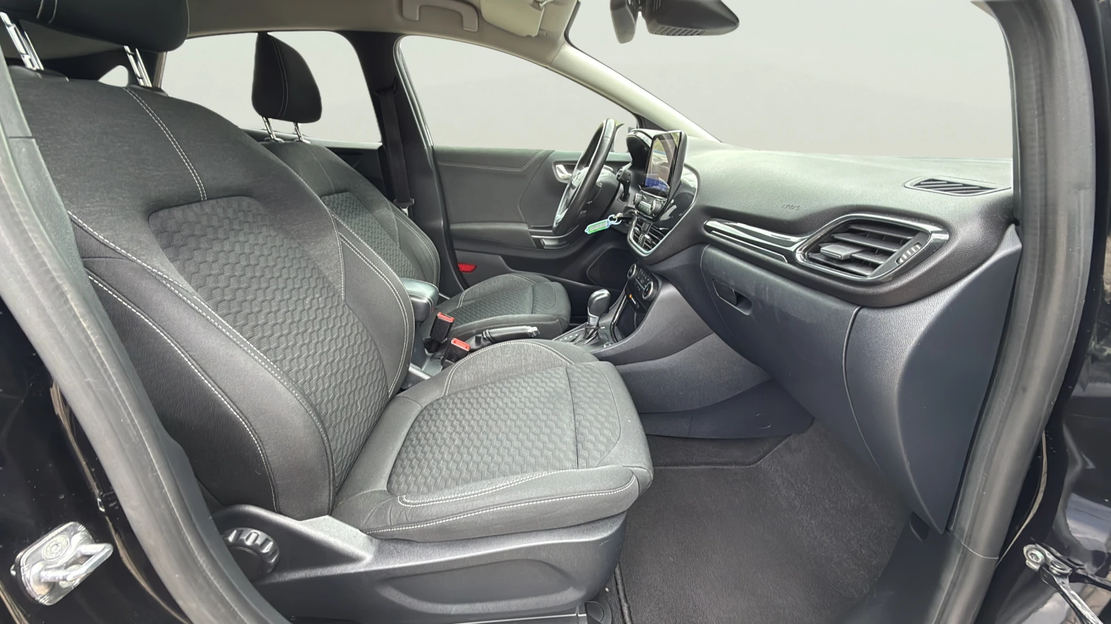 Ford Puma 1.0 EcoBoost, снимка 12 - Автомобили и джипове - 54598886