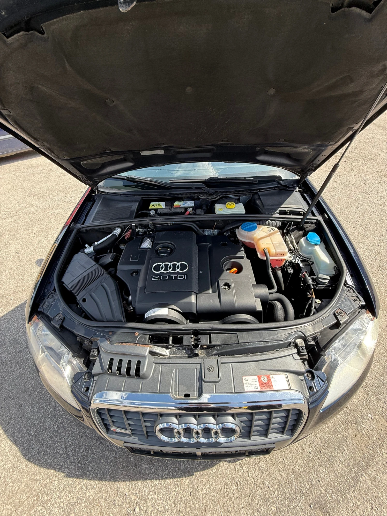 Audi A4 2.0 TDI , снимка 5 - Автомобили и джипове - 54700269