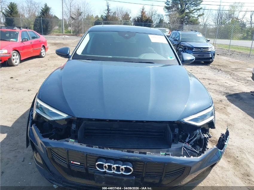 Audi E-Tron SPORTBACK PREMIUM QUATTRO, снимка 2 - Автомобили и джипове - 54778127
