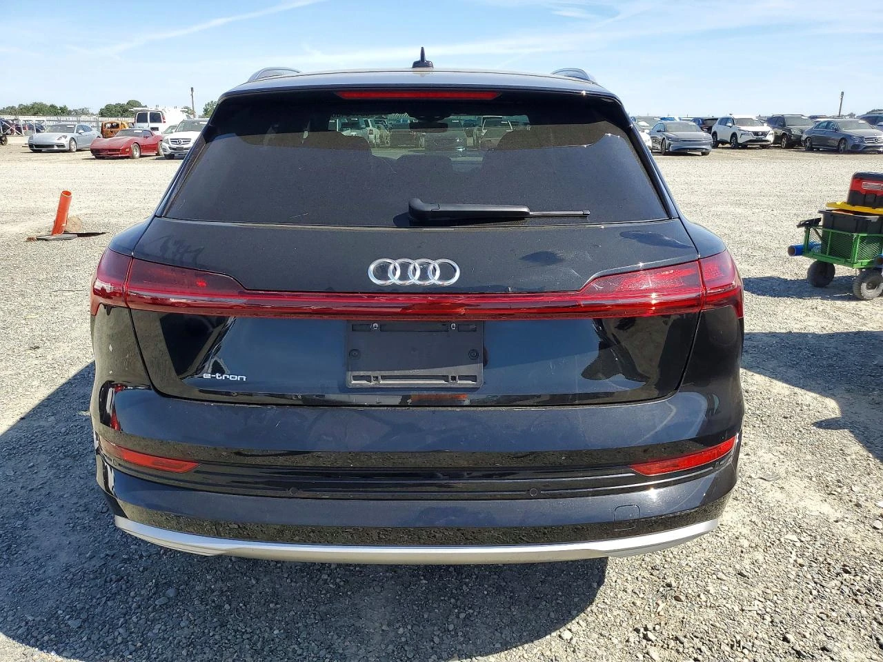Audi E-Tron Prestige, снимка 6 - Автомобили и джипове - 55004077