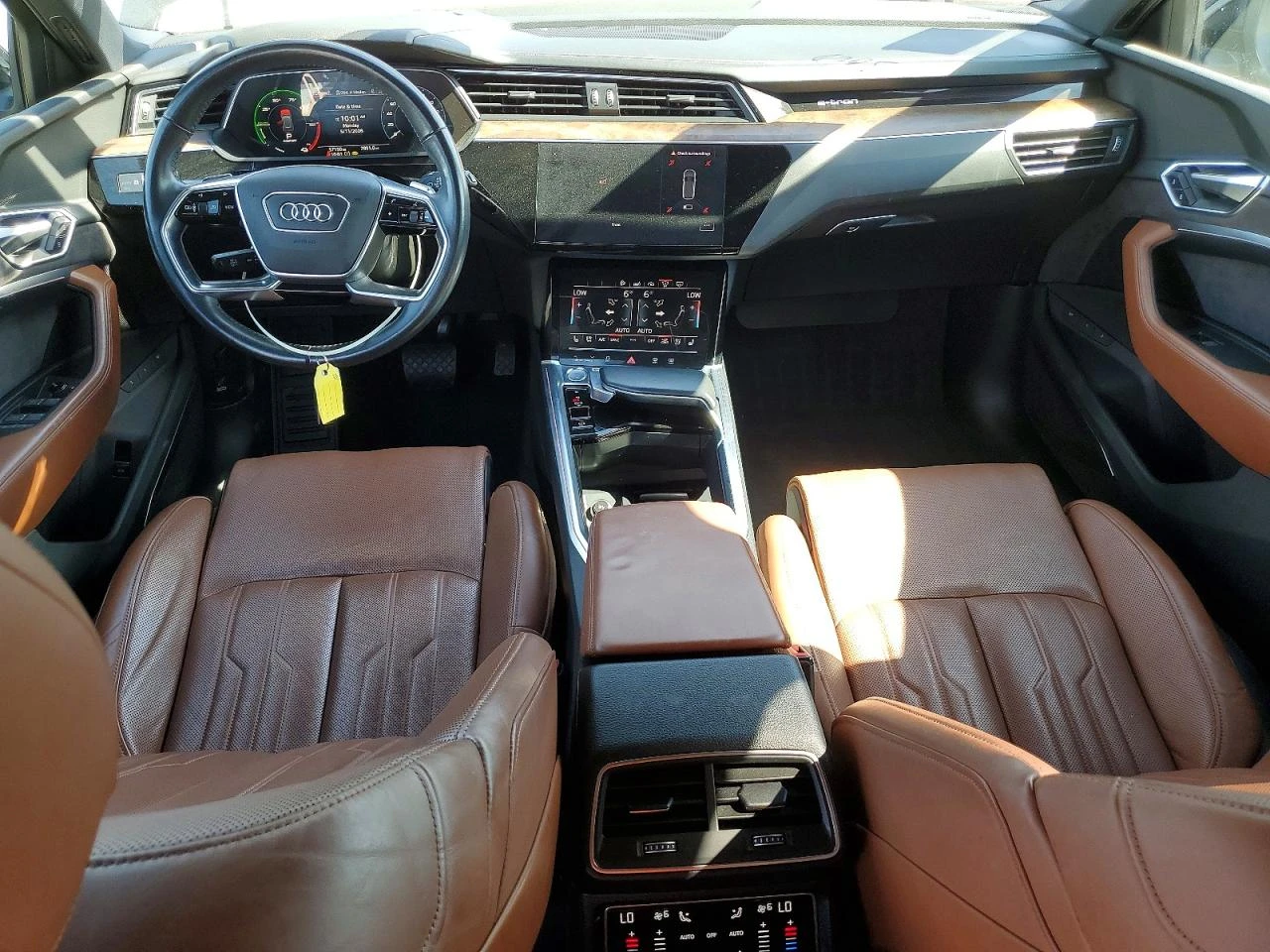 Audi E-Tron Prestige, снимка 7 - Автомобили и джипове - 55004077