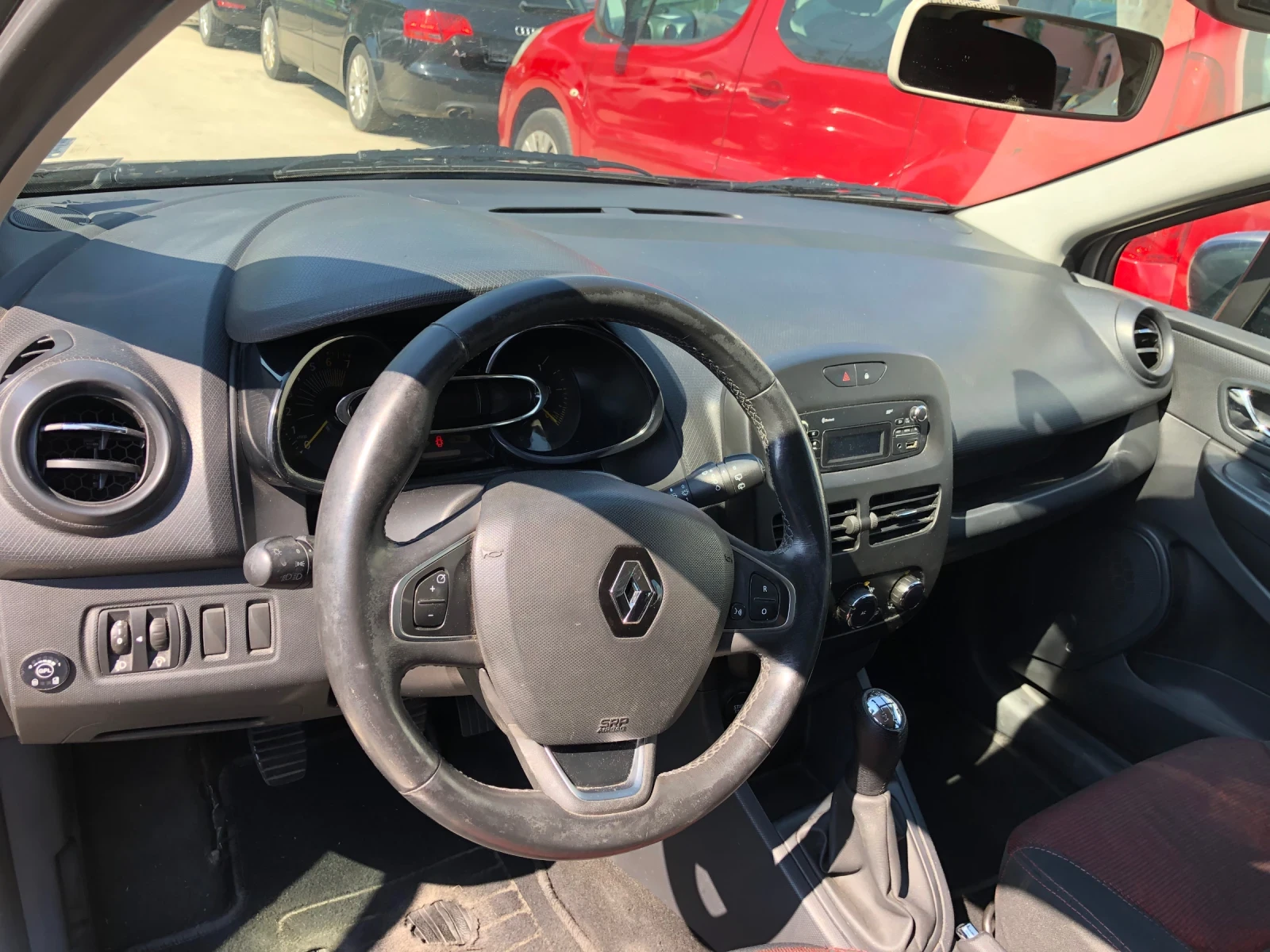 Renault Clio 1.2 БЕНЗИН/ГАЗ, снимка 5 - Автомобили и джипове - 55351517