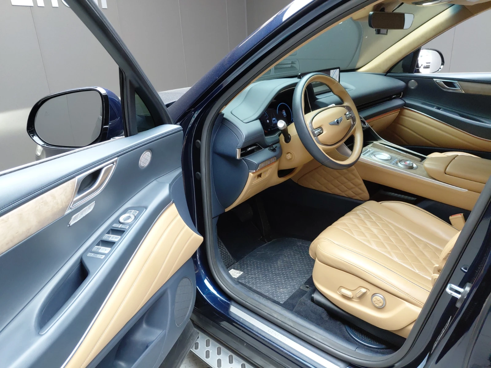 Genesis GV80 2.5* ЕЛ. БАГАЖНИК* HUD* ОБДУХВАНЕ* 360* КРАЙНА ЦЕН, снимка 10 - Автомобили и джипове - 55367082