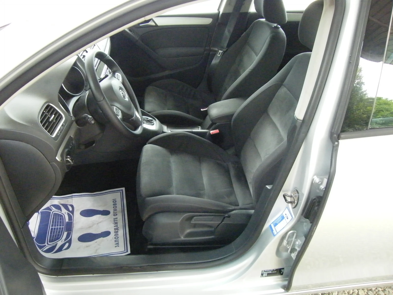 VW Golf 1.4TSI, снимка 9 - Автомобили и джипове - 55470926