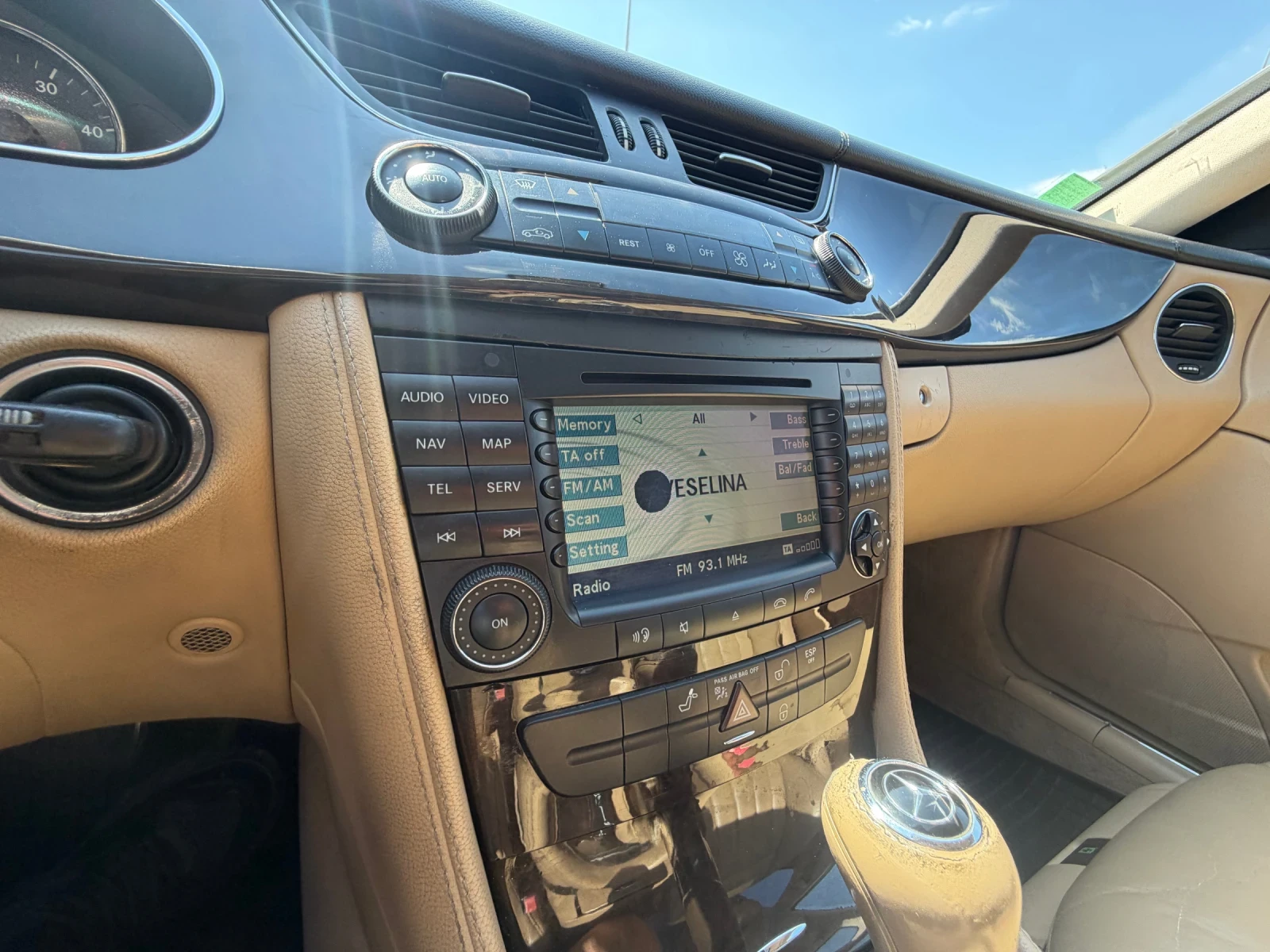 Mercedes-Benz CLS 320 ПРОМОЦИЯ* 7G* Кожа* Navi* , снимка 11 - Автомобили и джипове - 55624273